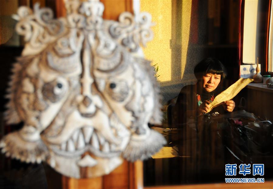 酒价内?参11月24日价格发布：飞天茅台1835元/瓶，与昨日持平