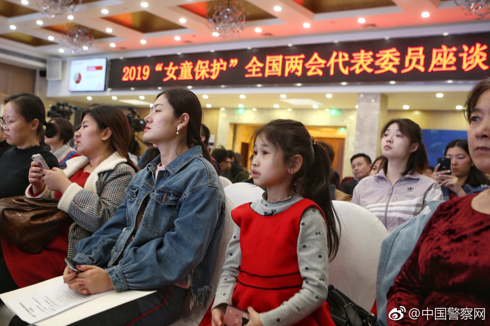 禾丰{食}品总裁‘邱’嘉辉一行到访南华期货 共商产融合作新机遇