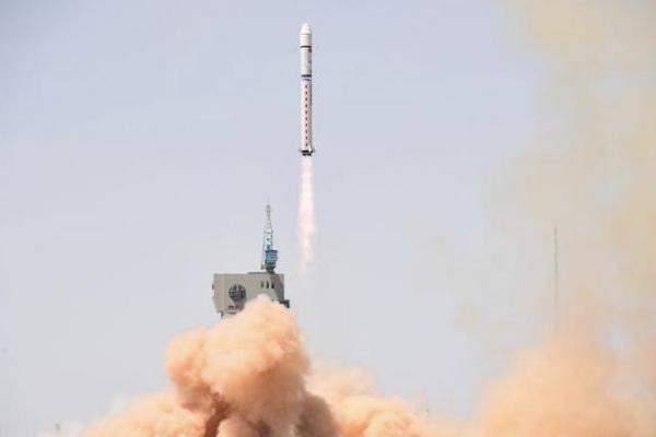 净利猛:增86%！<苹>果发布“史上最强财报”，库克：对中国市场依然充满热情