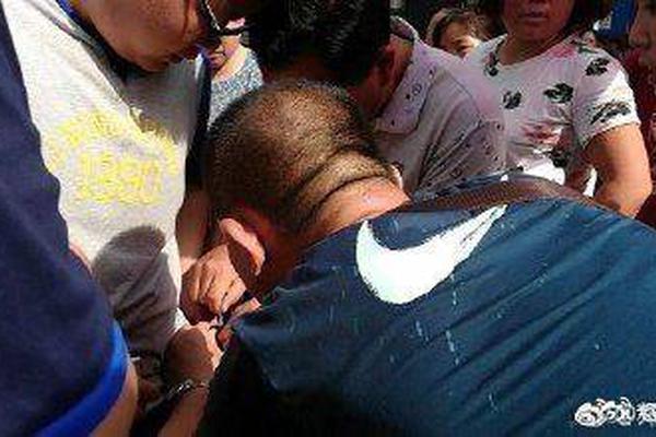 比特币一度跌?破820<0>0美元关口 日内跌超9%