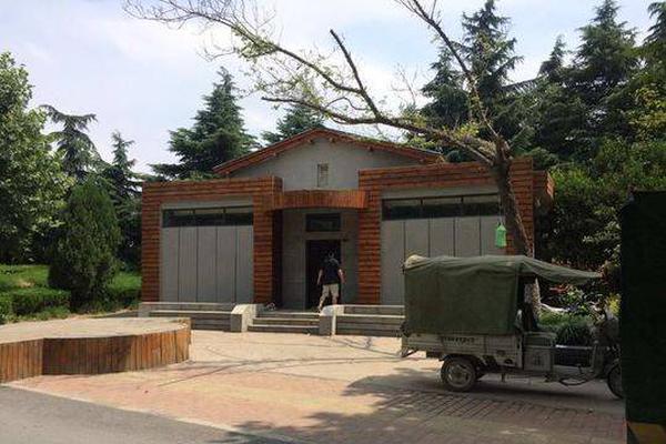 三一重工，成?功在香港上市