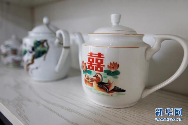 盘!前：纳指期货跌0,.27% 德州仪器大跌超9%