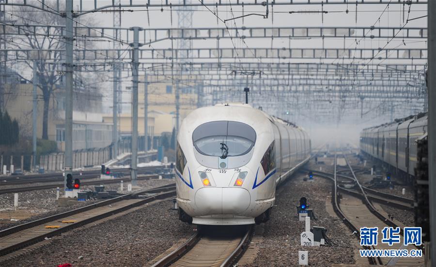 申万宏源上半年{归}母净利,润超42亿元 同比增逾100%